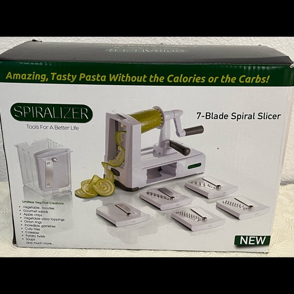 Spiralizer with 7 blades NEW original box. Great prep tool noodles & fancy veges - Picture 6 of 8